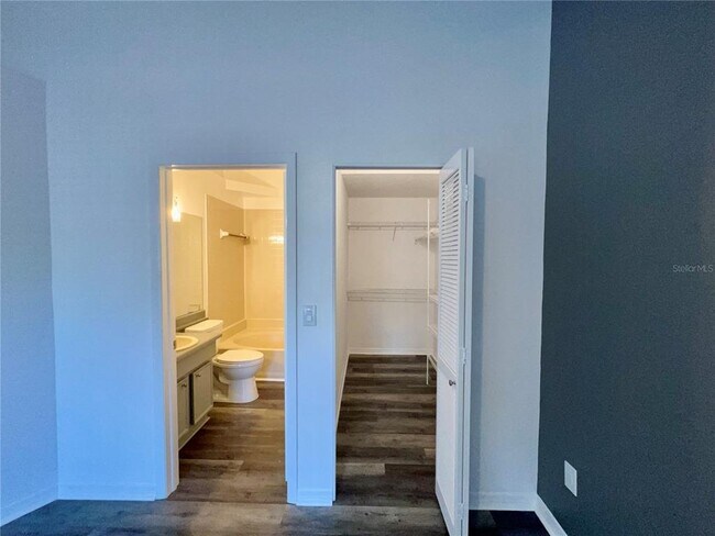 Building Photo - 4025 Angel Oak Ct