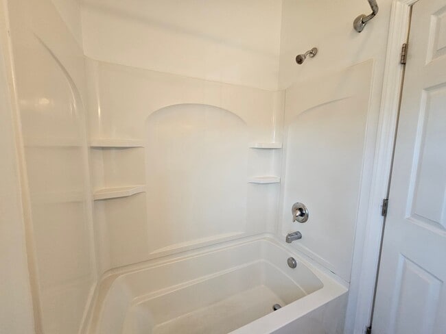 Building Photo - Amazing 2 bedroom apartment in Lawrenceville for rent!