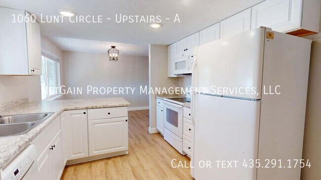 Building Photo - 1060 Lunt Cir
