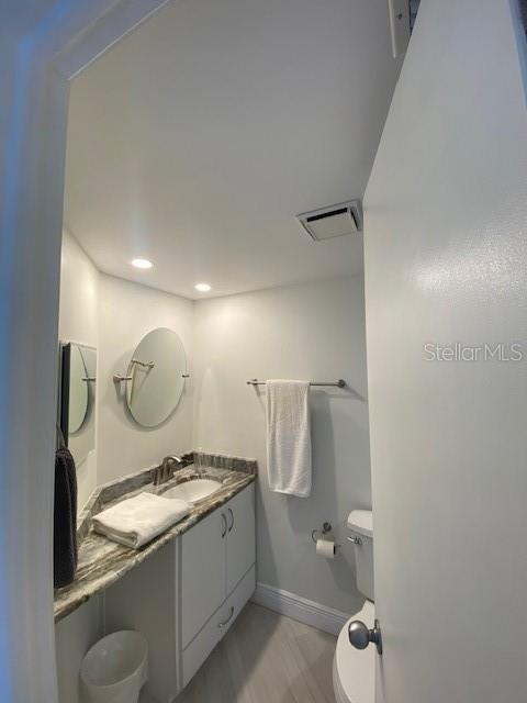 Building Photo - 1515 Pinellas Bayway S