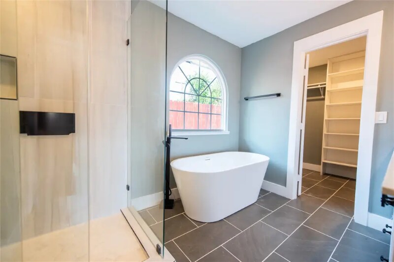 Building Photo - 11027 Genetta Dr