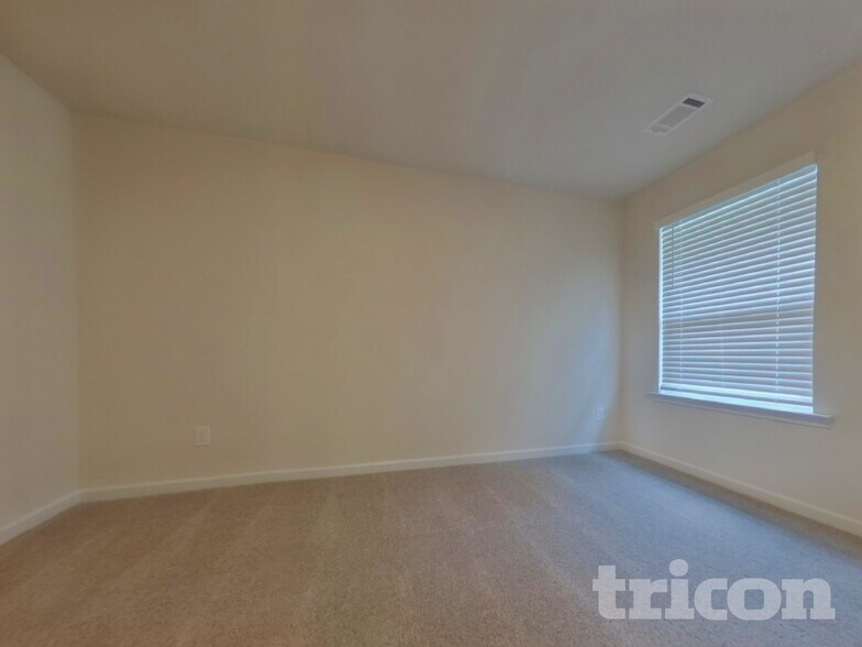 Building Photo - 443 Prescott Wy