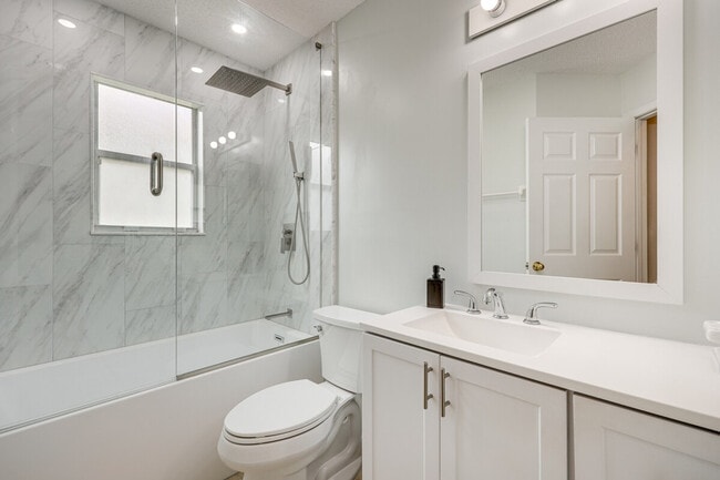 Building Photo - 3812 Tallcott Dr