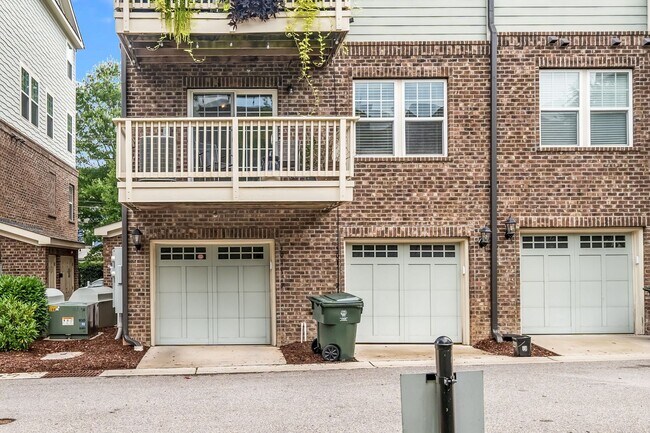 Building Photo - Move-in Ready Downtown Raleigh Condo - Walk to Seaboard Station!