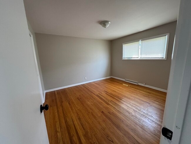 Building Photo - 9335 W Sheridan Ave