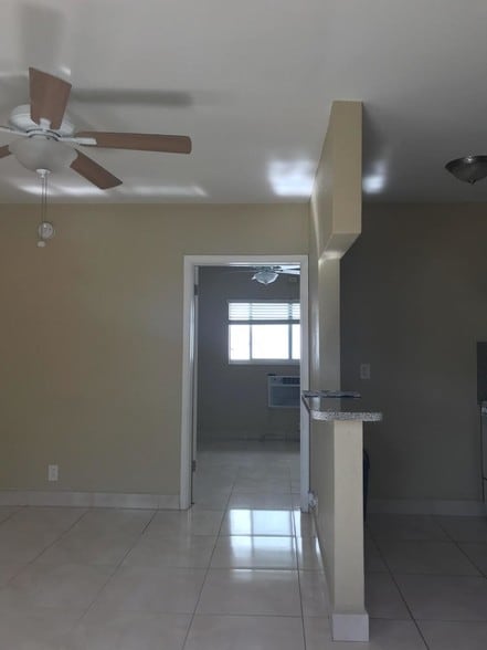 Building Photo - 3071 SW 27th Ave