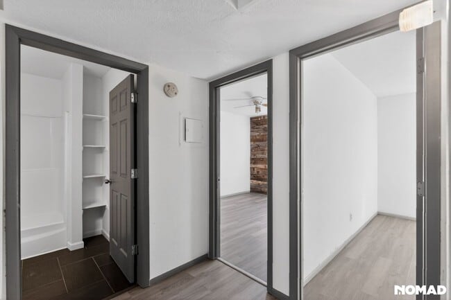 Building Photo - Charming 2BR 4plex in Albuquerque