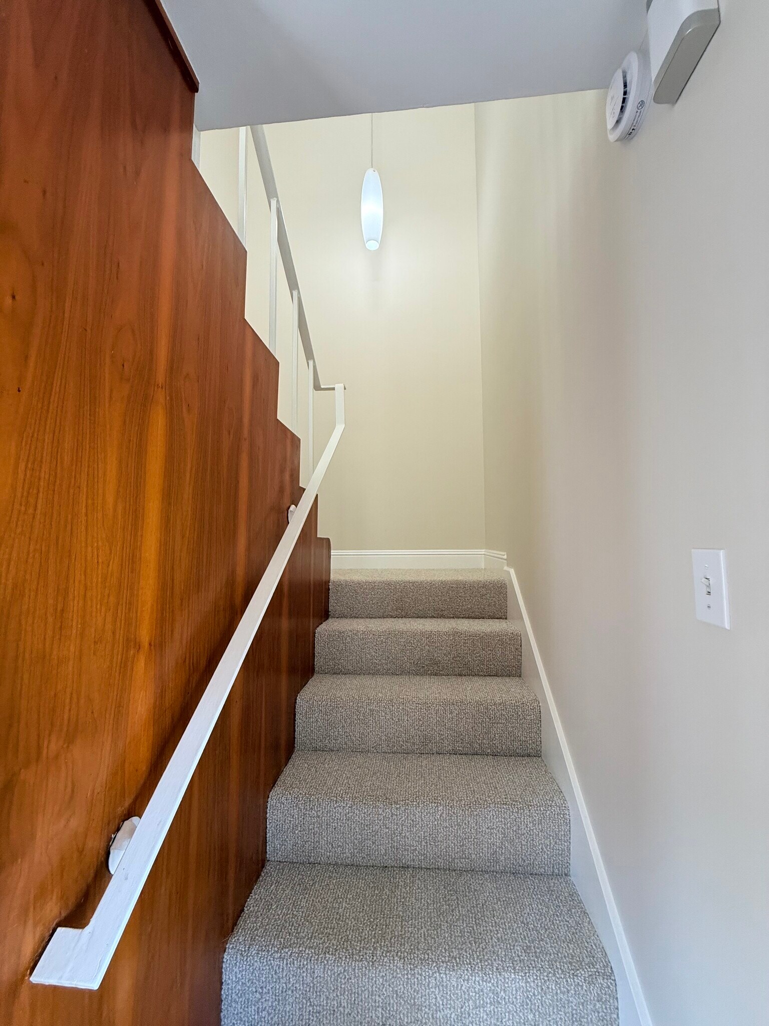 Building Photo - 4126 Del Mar Ave