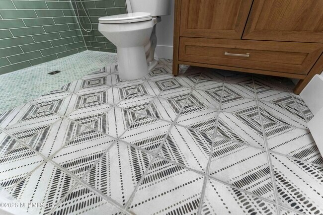 Building Photo - 4308 Worth Dr E