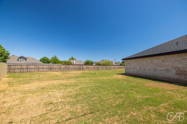 Building Photo - 3698 Yamini Dr