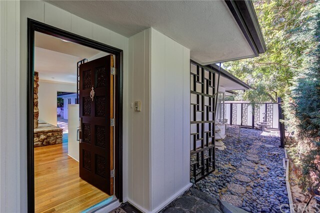 Building Photo - 2740 Hutton Dr