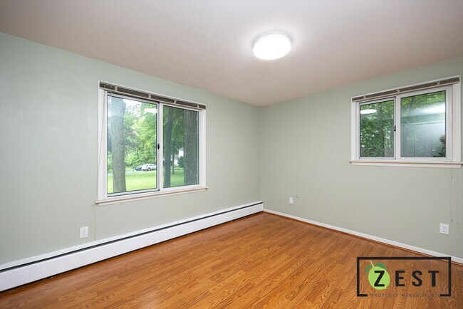 Building Photo - OPEN HOUSE Thursday August 29th 5-6pm