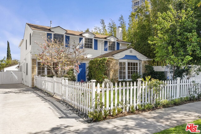 Building Photo - 1204 Beverwil Dr