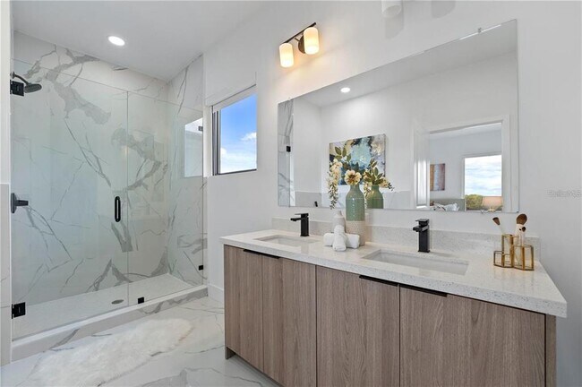 Building Photo - 6390 Chorus Dr