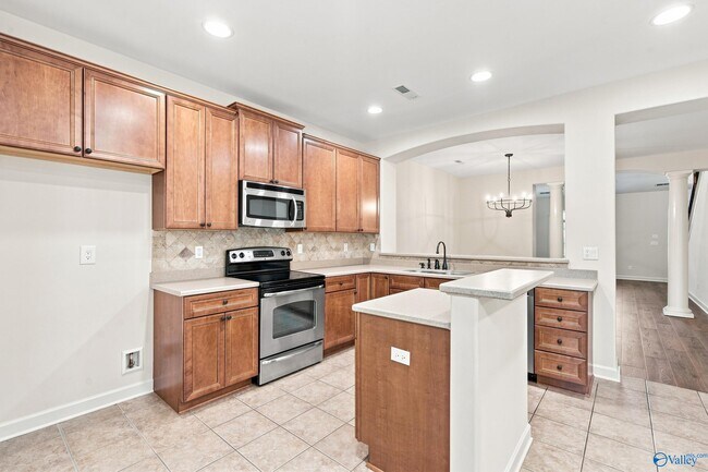 Building Photo - 1003 Scarlet Woods
