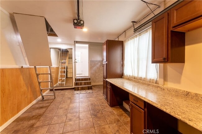 Building Photo - 5634 Oliva Ave