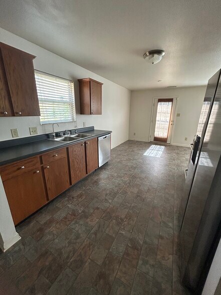 Building Photo - 3120 Bennett Neely Ln