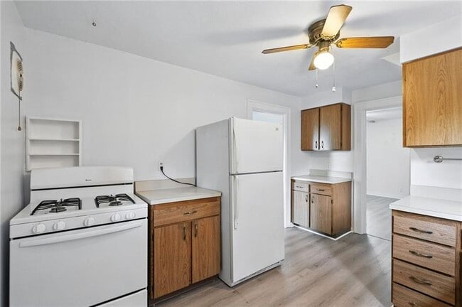 Building Photo - 229 Clairmont Ave