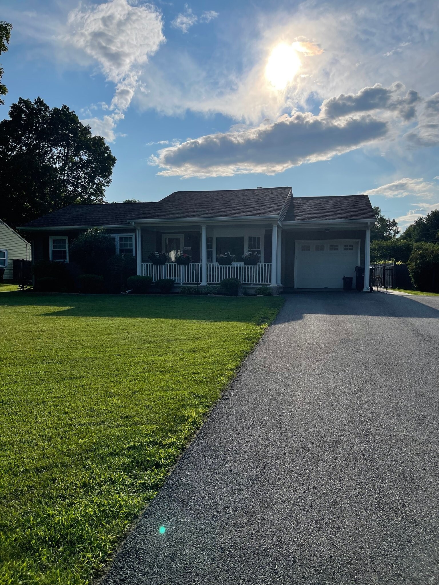 Building Photo - 14 Clark St