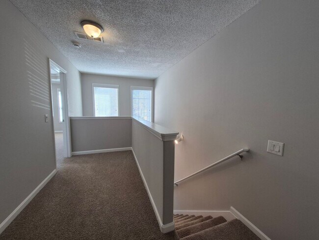 Building Photo - Bright and Spacious 3BR/2.5BA Townhome in Prime Lawrenceville Location