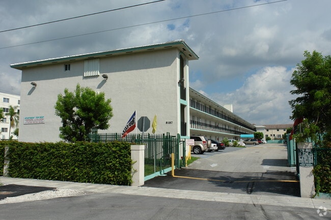 Building Photo - Meco Apartments