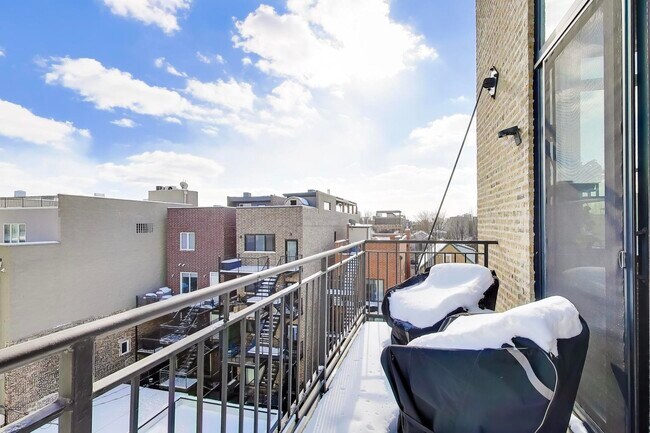 Building Photo - 1521 W Haddon Ave