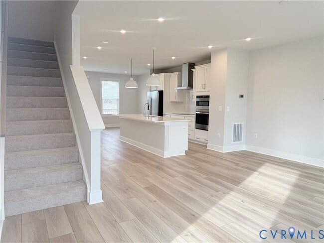 Building Photo - 9440 Alquist St