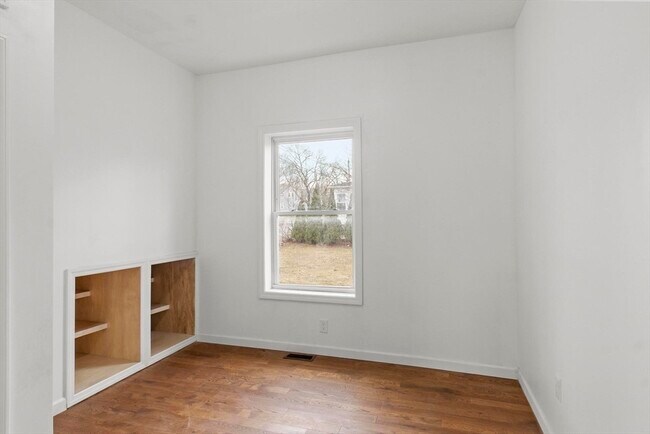 Building Photo - 19 Furber Ave