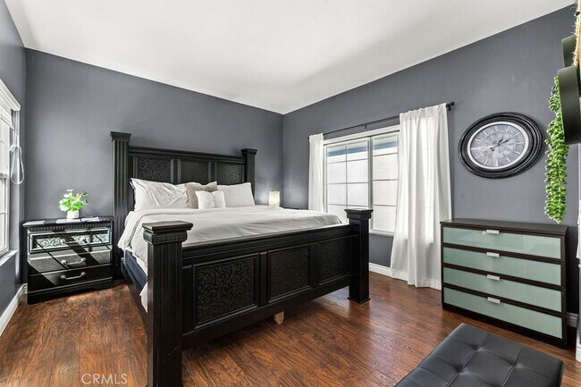 Building Photo - 205 Montana Del Lago Dr