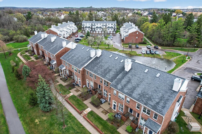 Building Photo - 1930 Lindsay Ln