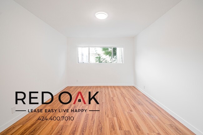 Building Photo - 463 S Maple Dr