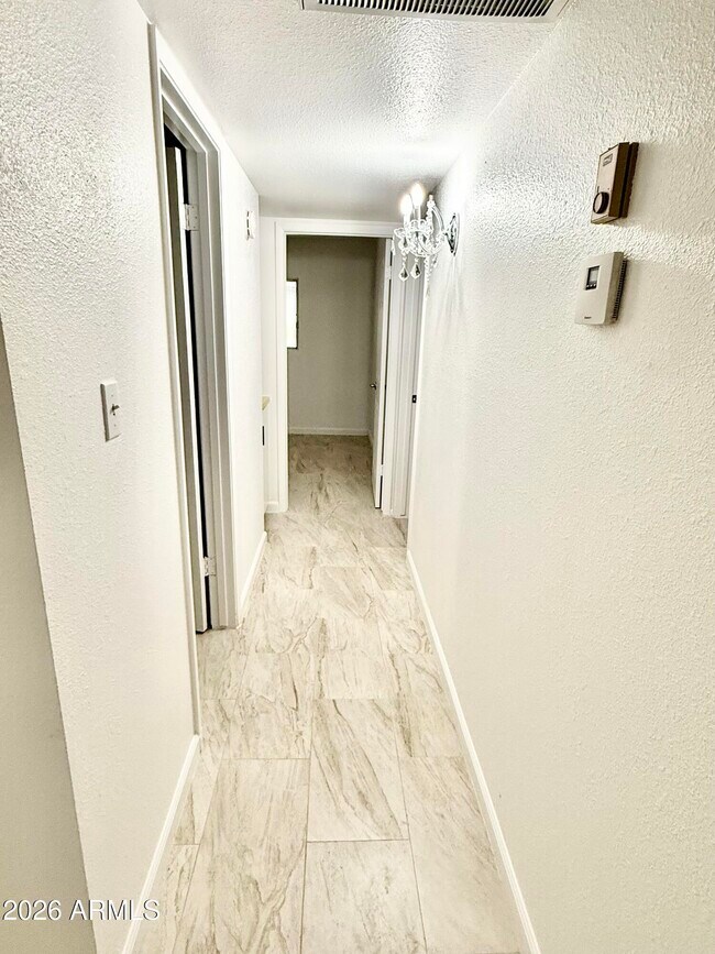 Building Photo - 5817 W Tierra Buena Ln