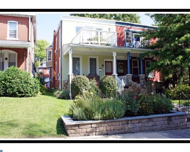 Building Photo - 35 E Front St