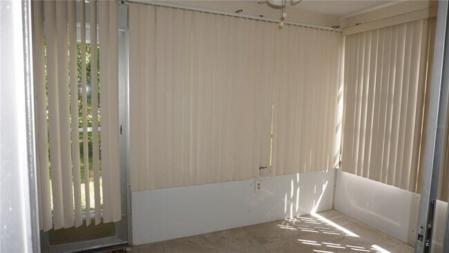 Building Photo - 12371 Dearborn Dr