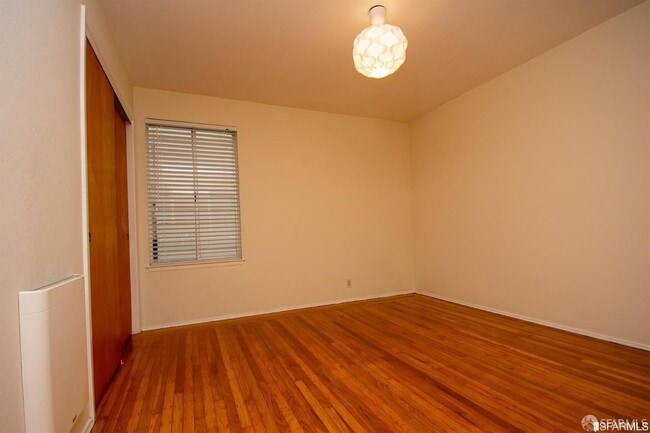 Building Photo - 1544 Dolores St