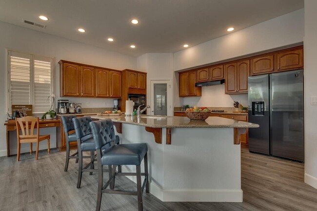 You will appreciate the coffee bar and seating area in this fully Appointed kitchen - 1698 Gemtown Dr