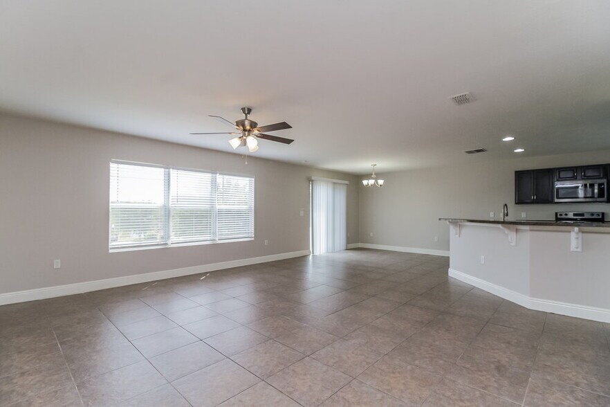 Building Photo - 2857 Breezy Meadow Rd