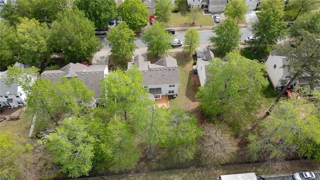 Building Photo - 310 Canaan Cir