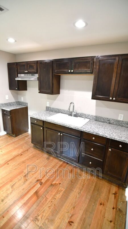 Building Photo - 4706 Mohican St