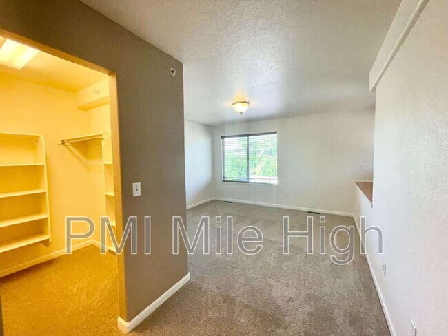 Building Photo - 9139 W 50th Ln