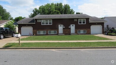 Building Photo - Glenn1119