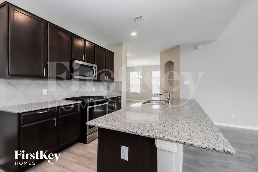 Building Photo - 3013 Tulip Poplar Ct