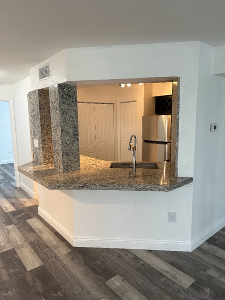 Building Photo - 2341 NW 33rd St