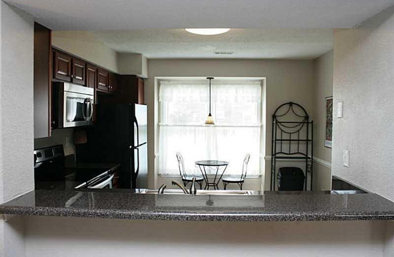 Building Photo - 1374 Battleford Dr
