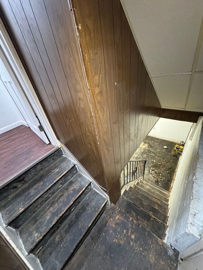 Building Photo - 1415 Freemont St