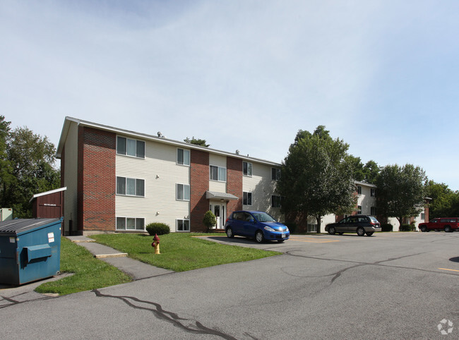 Building Photo - Maple Knoll Apartments