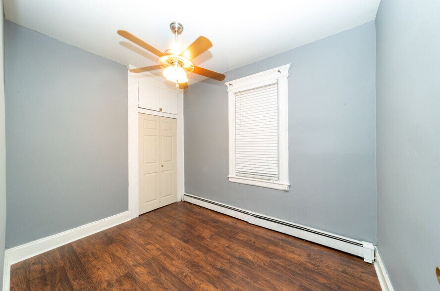 Building Photo - 216 Wegman Pky