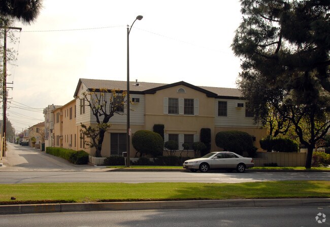 Building Photo - The Fleeta