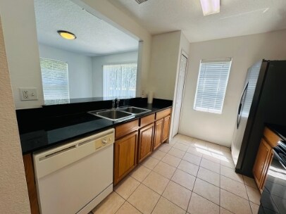Building Photo - 203 Castlekeeper Pl