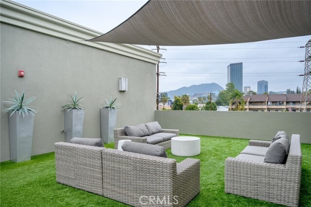 Building Photo - 11023 Fruitland Dr